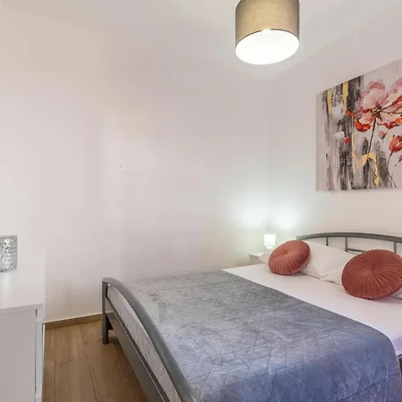 Beautiful In Gradina With Kitchen Дом отдыха *