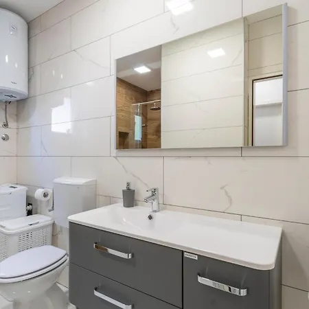 Beautiful In Gradina With Kitchen Сasa de vacaciones *