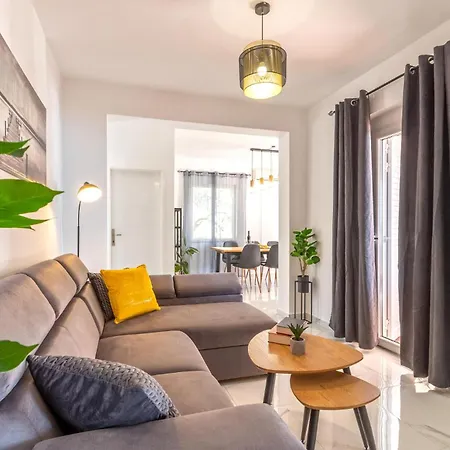 Beautiful In Gradina With Kitchen Дом отдыха