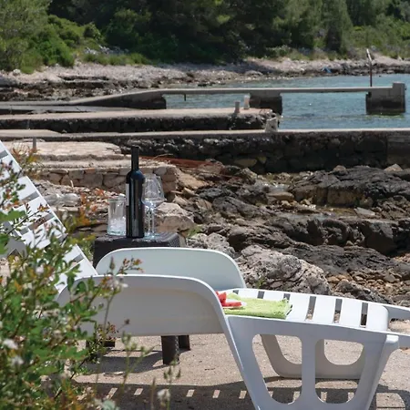 Сasa de vacaciones Beautiful In Gradina With Kitchen