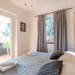 펜션 Beautiful In Gradina With Kitchen *